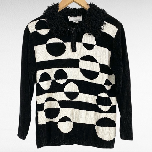 VINTAGE | Lisa International | Black & White Geometric Circles Chenille Sweater - Picture 1 of 6